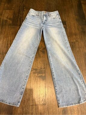 Kut from the Kloth MEG Fab Ab Wide Leg Light Blue Denim Jeans